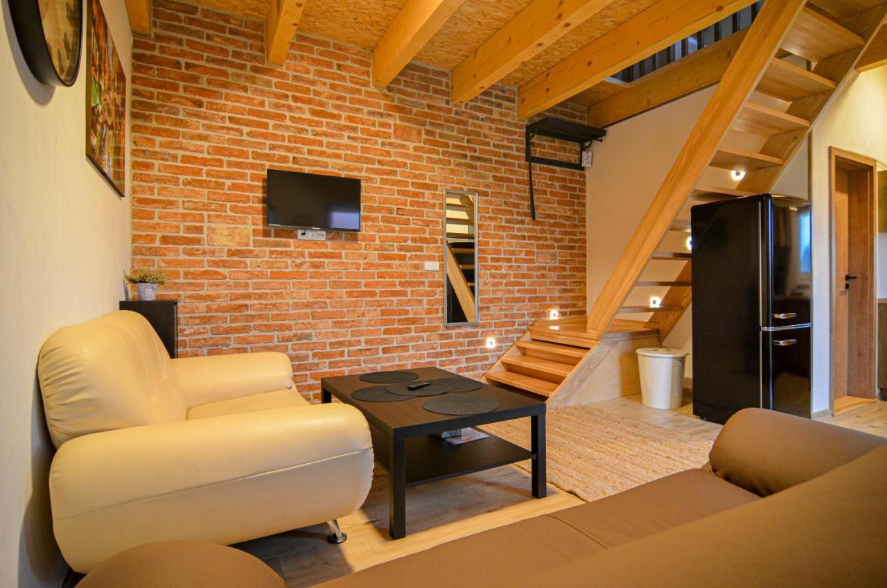 Apartmany Zajecak Zaječí Exterior foto